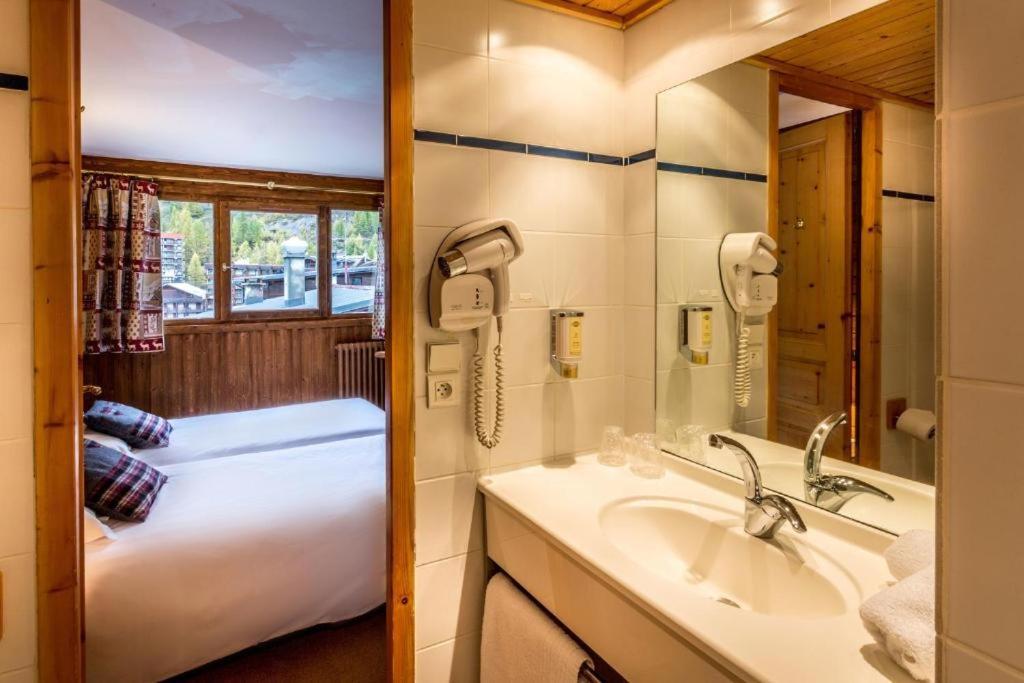 Les Cretes Blanches Hotel Val-d'Isere Ngoại thất bức ảnh