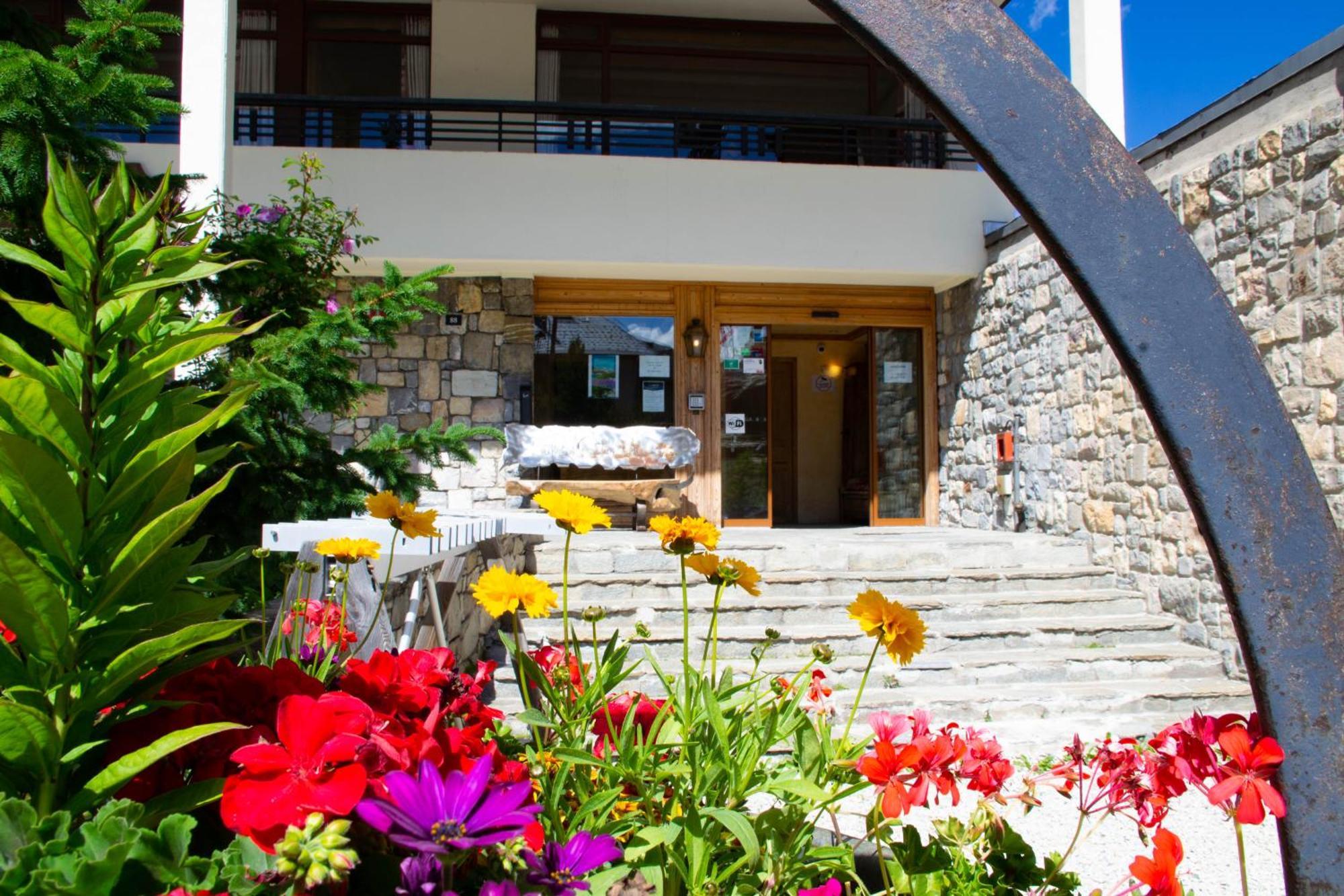 Les Cretes Blanches Hotel Val-d'Isere Ngoại thất bức ảnh