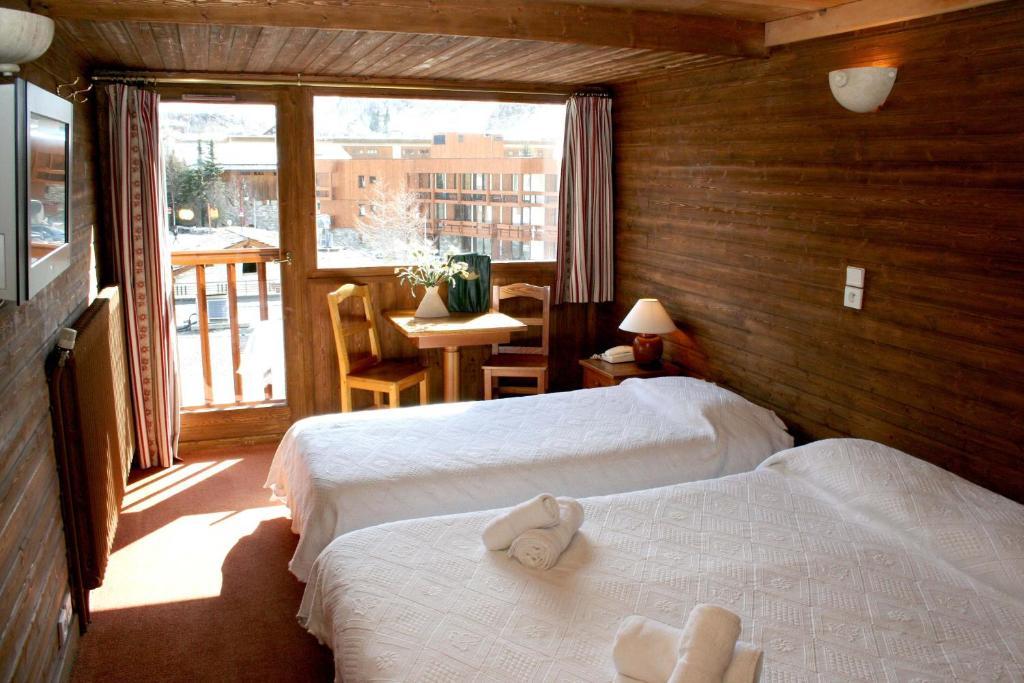 Les Cretes Blanches Hotel Val-d'Isere Phòng bức ảnh